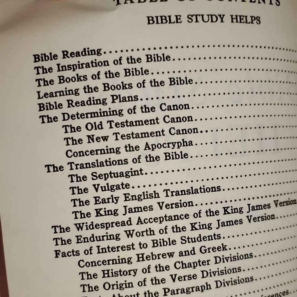 TEACHER REFERENCE BIBLE 2015 White New Living Translation Words of Christ in Red